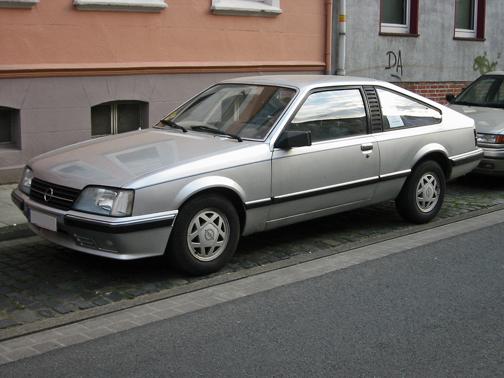Opel Monza: 1 фото