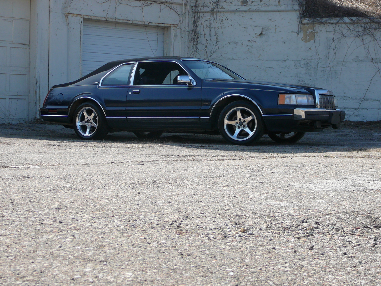 Lincoln Mark VII