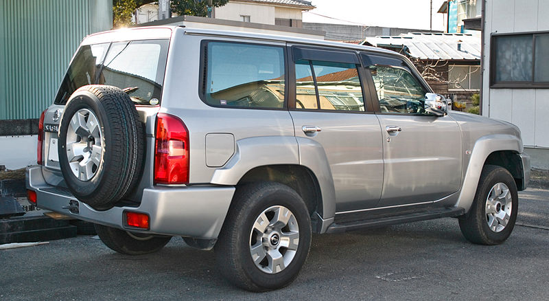 Nissan Safari: 4 фото