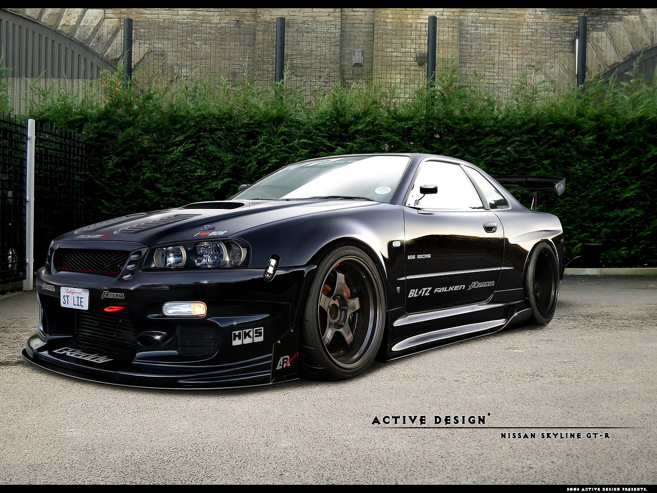 Nissan Skyline: 3 фото