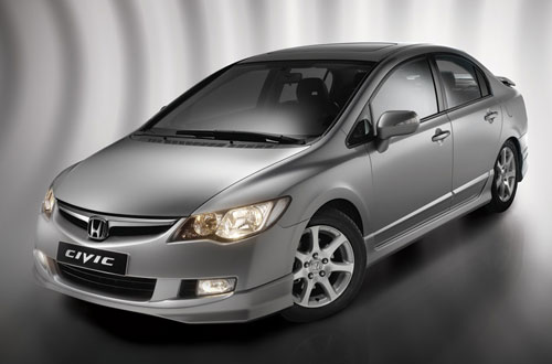 Honda Civic 4D: 4 фото