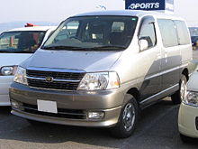 Toyota Granvia: 7 фото