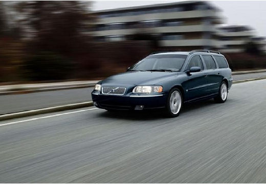 Volvo V70 II: 10 фото